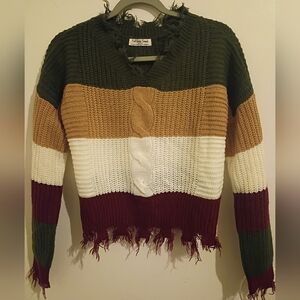 Full Circle Trends Cozy V-Neck Fringed Sweater Sz M